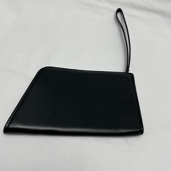 Narciso Rodriguez Parfume Wristlet - Picture 5 of 13